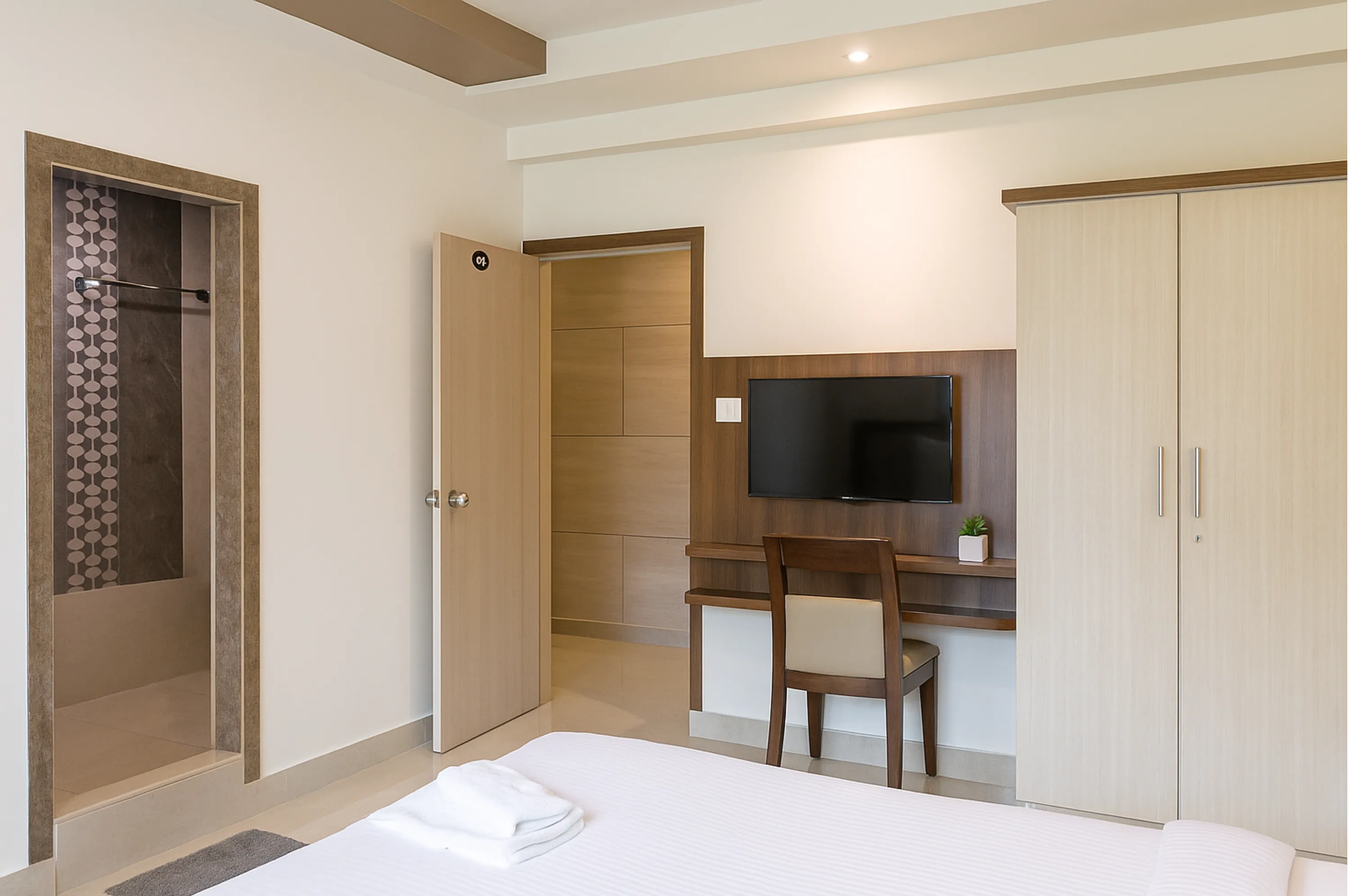 Shiv Sadan double bed non-AC room with comfortable bed