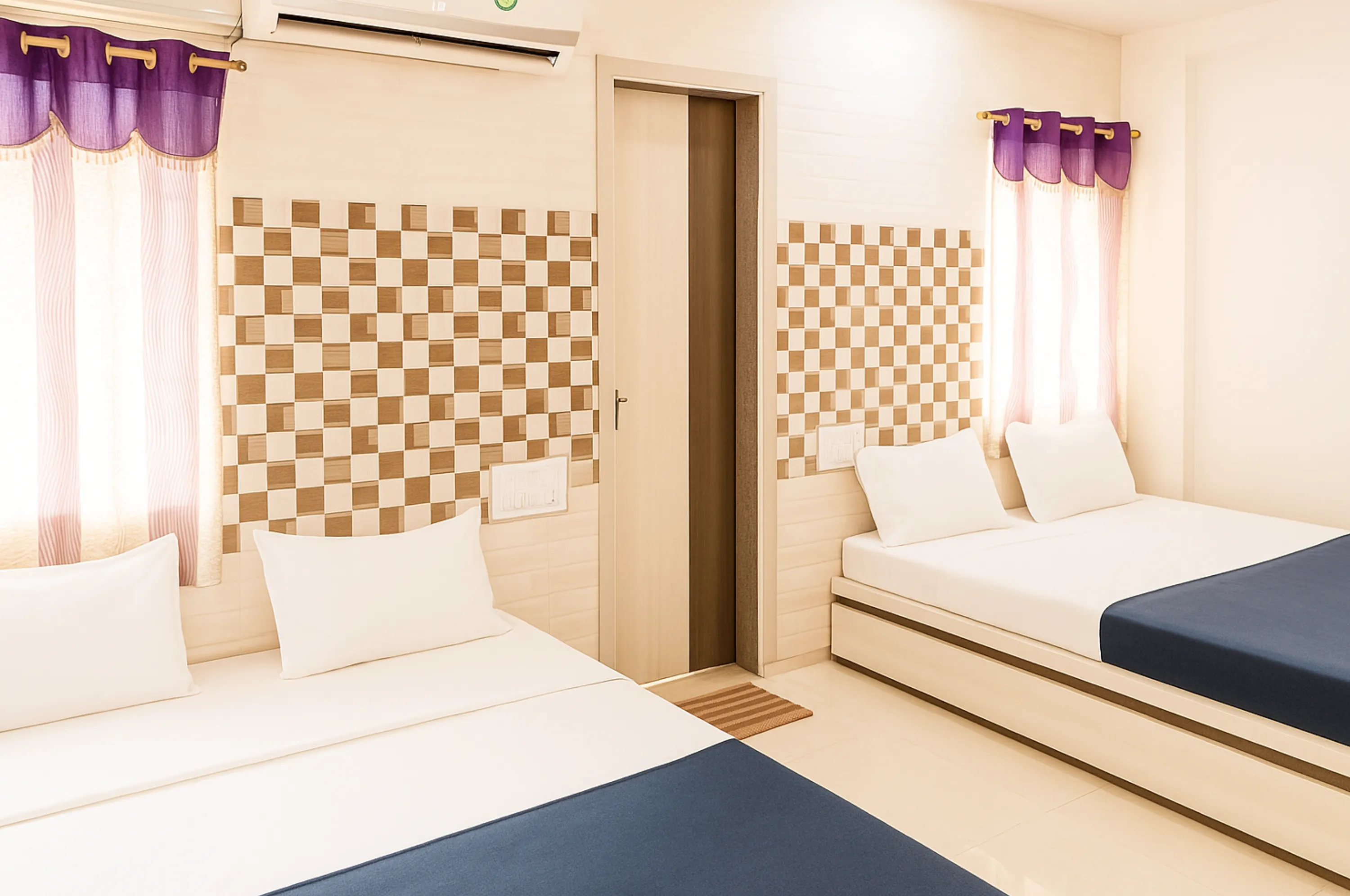 Family Room Near Somnath Temple at Hotel Shiv Sadan